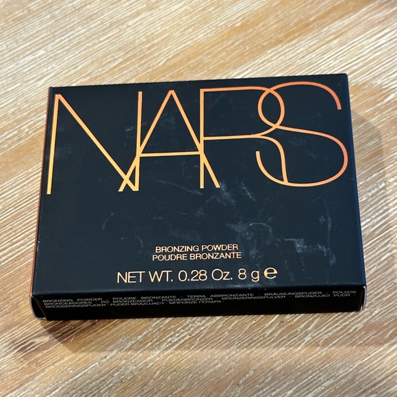 NARS Laguna Bronzing powder! Like new! Never used. - Picture 2 of 5